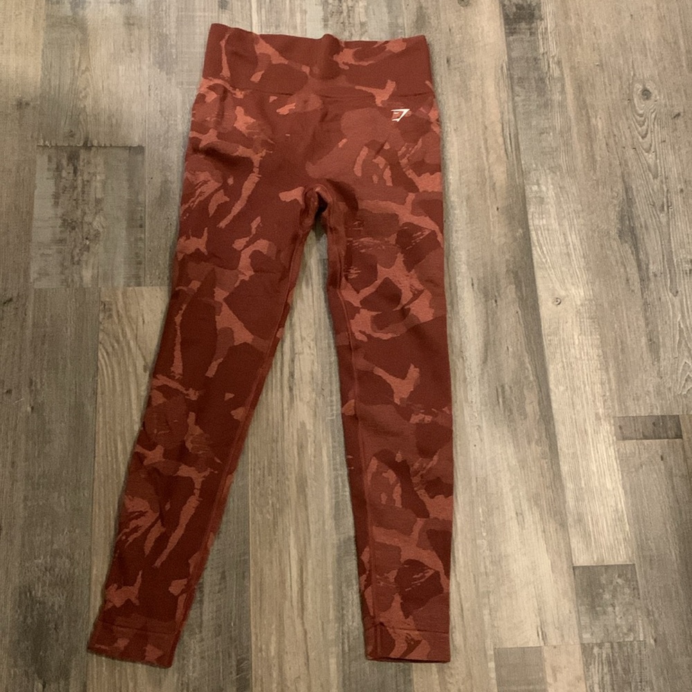 Gymshark Adapt Red Camo Leggings - Medium
